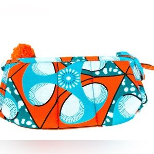BRAND NEW ✨ ZIPPED POUCH of African fabric.